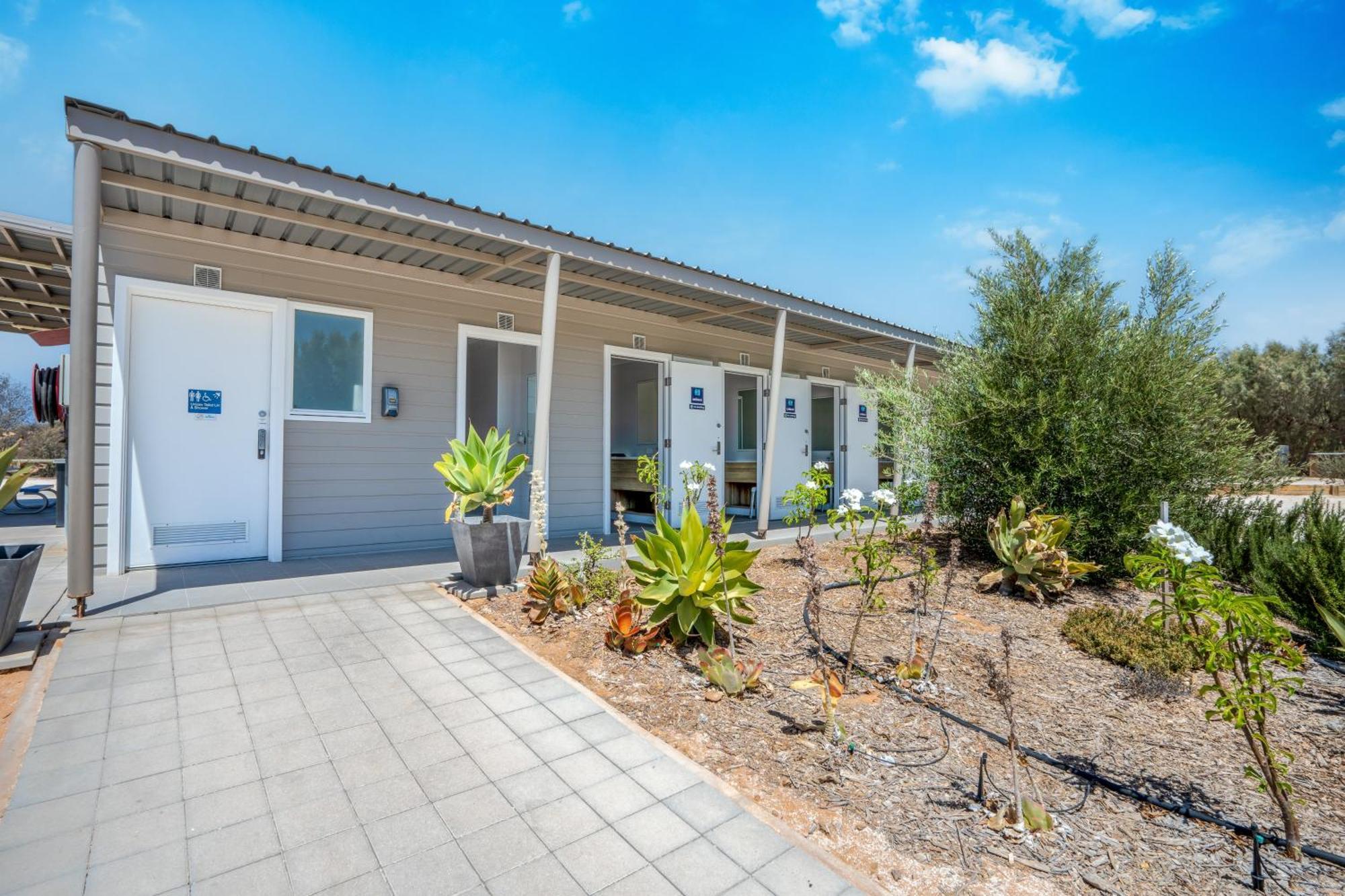 Tasman Holiday Parks - Denham Seaside Bagian luar foto